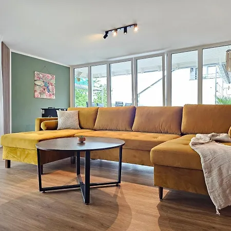 Holiday home Birdhouse - Big Living For 12 With Two Terraces, Bbqs, Kicker, Fitness Marburg