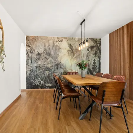 Ferienhaus Birdhouse - Big Living For 12 With Two Terraces, Bbqs, Kicker, Fitness Marburg
