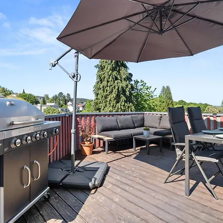 Birdhouse - Big Living For 12 With Two Terraces, Bbqs, Kicker, Fitness Ferienhaus *