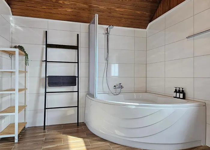 Nyaraló Birdhouse - Big Living For 12 With Two Terraces, Bbqs, Kicker, Fitness